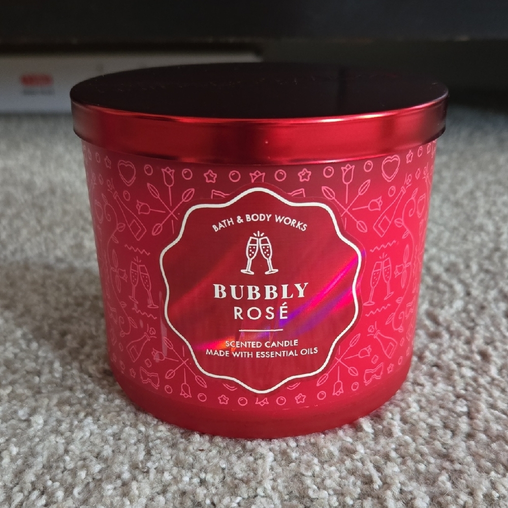 Bath & Body Works Bubbly Rosé Candle